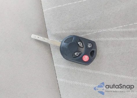 2016 Ford Focus Se z USA, uszkodzony, nr VIN 1FADP3K25GL266254